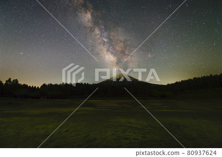 Fuji and the Milky Way-1 Fuji and the Milky Way-1 80937624