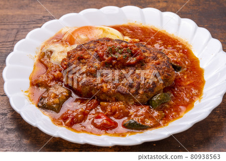 Tomato hamburger with rumbling vegetables 80938563