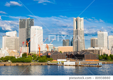 橫濱紅磚倉庫和港未來晨景 橫濱紅磚倉庫和港未來晨景 80938660