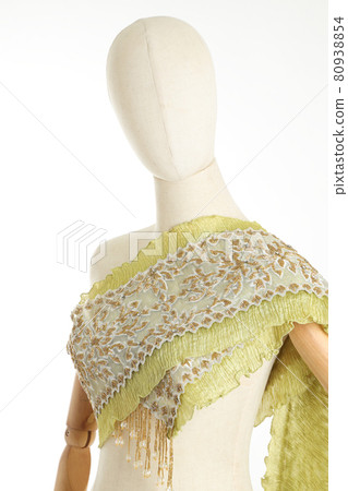Thai Pleat Shawl 80938854