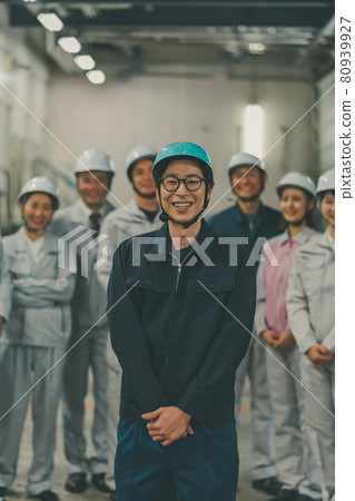 Worker 80939927