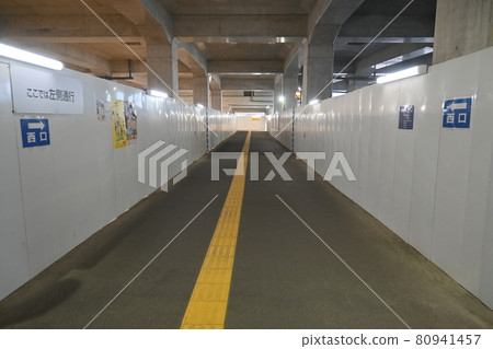 Near the construction section of Meitetsu Hotei Station 80941457