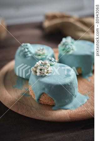 Milk cake delicious Milk cake delicious 80943068