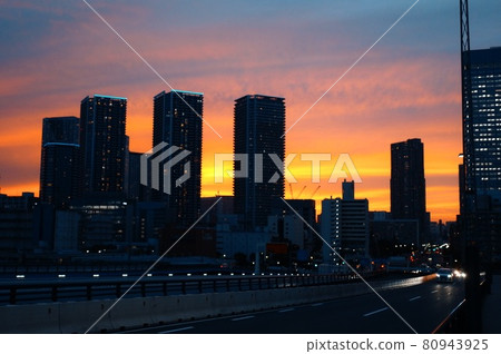 城市日落 80943925