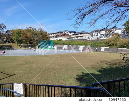 公園周邊公園 橫濱市都筑區隅丘公園 棒球場 兒童遊樂園 步行廣場 公園周邊公園 橫濱市都筑區隅丘公園 棒球場 兒童遊樂園 步行廣場 80947260