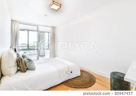 Luxury bedroom of house in beautiful design 80947457