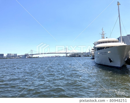 交響樂和彩虹橋 交響樂和彩虹橋 80948251
