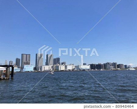俯瞰東京灣的晴海旗 俯瞰東京灣的晴海旗 80948464