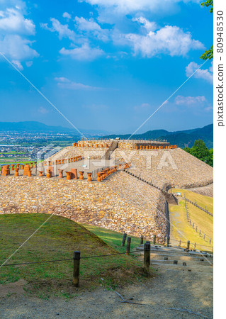 Summer Forest Shogun Tsuka Kofun [Nagano Prefecture] 80948530