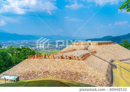 Summer Forest Shogun Tsuka Kofun [Nagano Prefecture] 80948532
