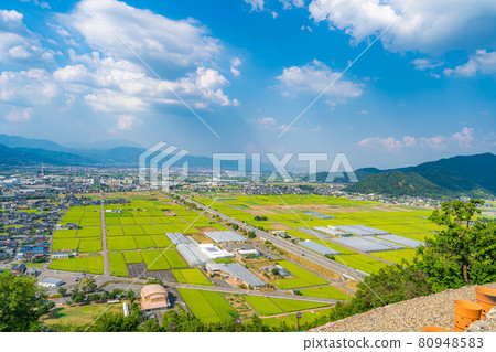 Zenkojidaira seen from the summer forest general Tsuka Kofun [Nagano Prefecture] 80948583