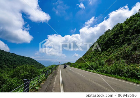 夏季二世谷全景線（北海道蘭志町） 80948586