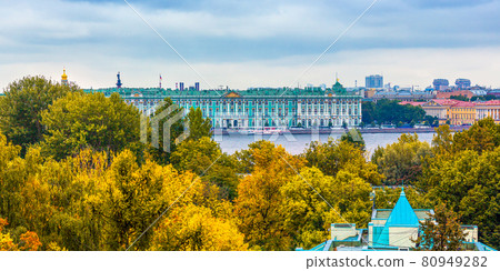 Beautiful panorama of the historic city center of St. Petersburg, Russia. 80949282