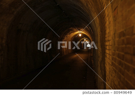 明治隧道 80949649