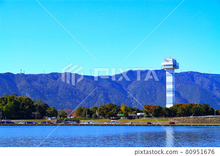 Scenery around the Nagara River and the Green Tate / Observation Tower in Kaizu City, Gifu Prefecture 80951676