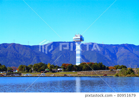 Scenery around the Nagara River and the Green Tate / Observation Tower in Kaizu City, Gifu Prefecture 80951679