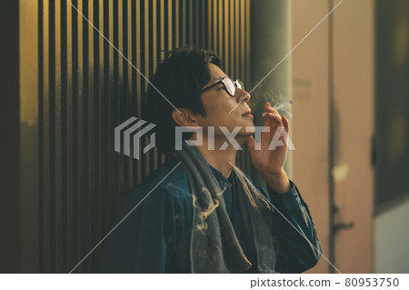 Tobacco and workers 80953750