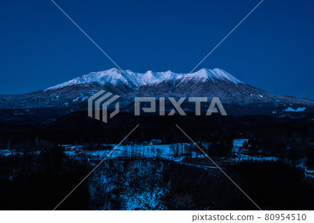 Mt. Ontake / Winter (dawn) Mt. Ontake / Winter (dawn) 80954510