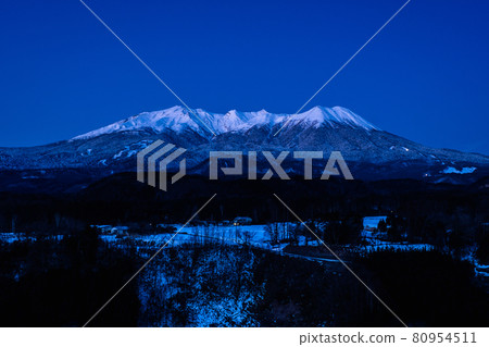 Mt. Ontake / Winter (dawn) Mt. Ontake / Winter (dawn) 80954511