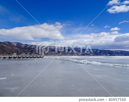 Mikami migration of Lake Suwa, Nagano Prefecture 80957588