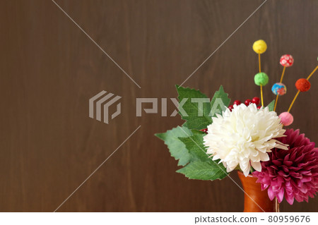 新年形象 麻糬花和用縐紗製作的菊花人造花13 照片素材 圖片 圖庫