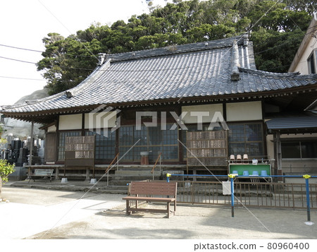 Daichinji Temple in Misaki, Miura City (Tsubaki no Gosho) Daichinji Temple in Misaki, Miura City (Tsubaki no Gosho) 80960400
