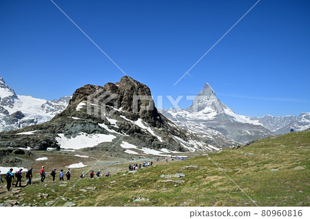 Matterhorn and Riffelhorn Matterhorn and Riffelhorn 80960816