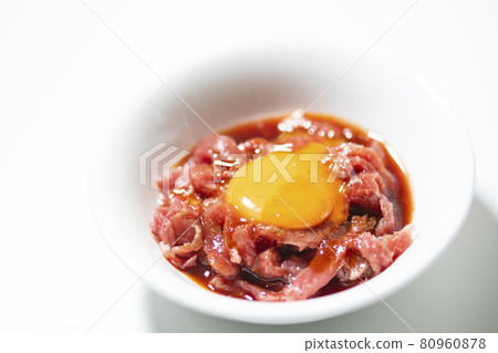 Horse meat yukhoe Horse meat yukhoe 80960878