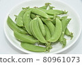 脆脆的豌豆，可以和豆莢一起吃 80961073