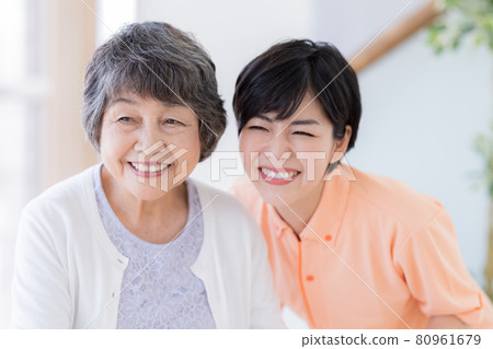 Nursing image Portrait of senior woman and caregiver Nursing image Portrait of senior woman and caregiver 80961679