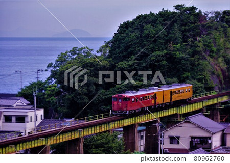 俯瞰大海的伊與灘物語 80962760