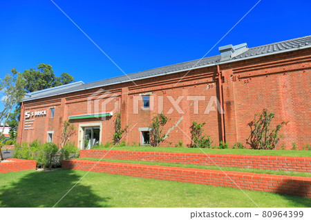 [Hyogo Prefecture] Sumoto Civic Square under sunny weather (Esbrick) 80964399