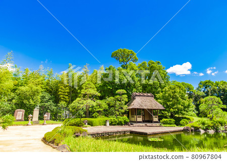 Jozanen, beautiful green Japanese garden <Anjo City, Aichi Prefecture> Jozanen, beautiful green Japanese garden <Anjo City, Aichi Prefecture> 80967804