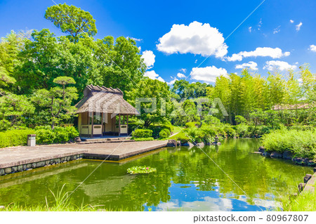 Jozanen, beautiful green Japanese garden <Anjo City, Aichi Prefecture> Jozanen, beautiful green Japanese garden <Anjo City, Aichi Prefecture> 80967807