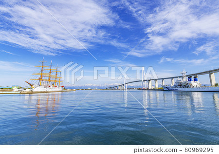 富山縣泉水市富山新港港區綠洲海之丸公園 富山縣泉水市富山新港港區綠洲海之丸公園 80969295