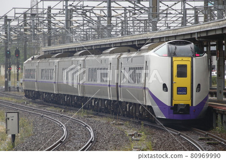 Limited Express Hokuto: Kiha 261 series (Hakodate⇔Sapporo) 80969990