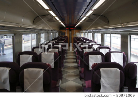 Limited Express Hokuto: Kiha 261 series 1000 series (normal car, inside the car) 80971009