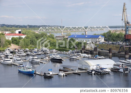 Bridge over the Samarka River and anchorage of boats and yachts, Samara, July 2021 Bridge over the Samarka River and anchorage of boats and yachts, Samara, July 2021 80976356