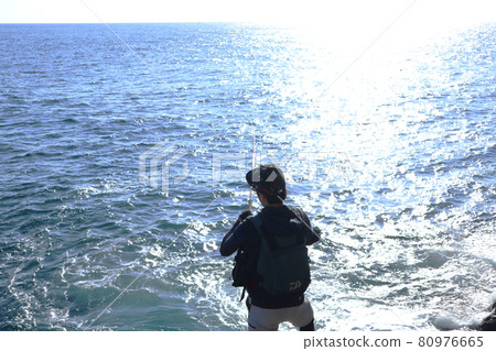 Men fishing Men fishing 80976665