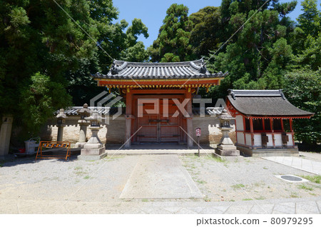 Iwashimizu Hachimangu Shrine North Grand Gate, Yawata City, Kyoto Prefecture Iwashimizu Hachimangu Shrine North Grand Gate, Yawata City, Kyoto Prefecture 80979295