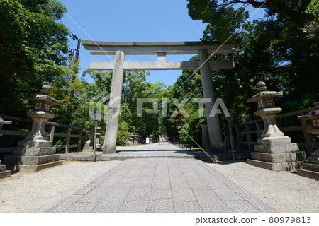 Iwashimizu Hachimangu Shrine Three Torii, Yawata City, Kyoto Prefecture Iwashimizu Hachimangu Shrine Three Torii, Yawata City, Kyoto Prefecture 80979813