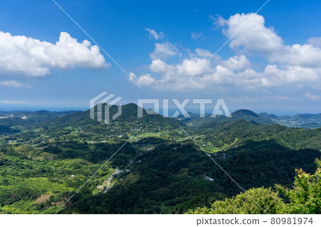 Chiba Prefecture Summer From Mt. Iyogatake Toyama and Tokyo Bay 80981974