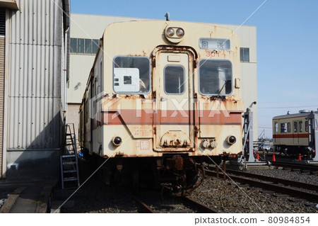 停在車站的關東鐵路Kiha300柴油車 80984854