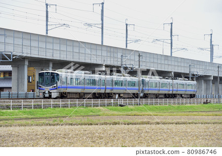Hokuriku Main Line Matto-Nonoichi JR West 521 series J17 formation (Kanazawa) Hokuriku Main Line Matto-Nonoichi JR West 521 series J17 formation (Kanazawa) 80986746