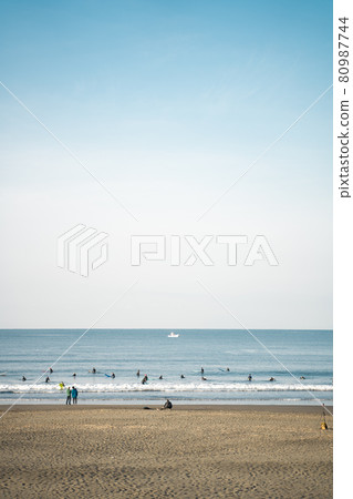 Summer vacation beach 80987744