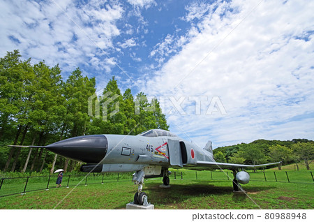 F4 Phantom exhibited at Metase no Mori, Chikujo Town, Fukuoka Prefecture 80988948