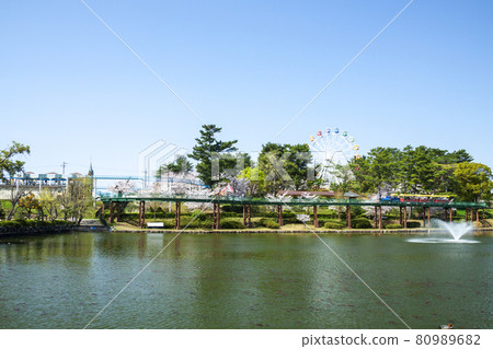 Okazaki Minami Park Spring amusement park area panoramic view 80989682
