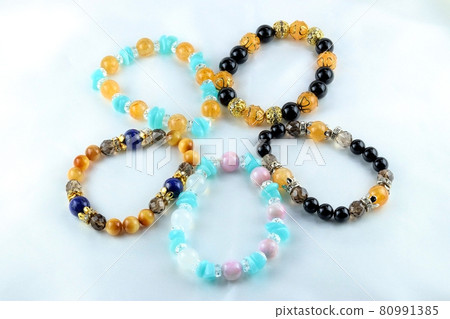 Natural stone bracelet of onyx, lapis lazuli, citrine, golden tiger eye, smoky quartz Natural stone bracelet of onyx, lapis lazuli, citrine, golden tiger eye, smoky quartz 80991385