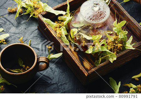 Fragrant linden tea Fragrant linden tea 80991791