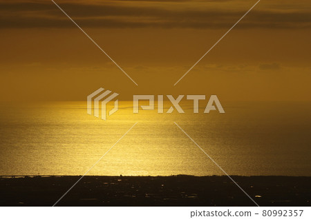 Evening view of the Sea of Japan from the Saizuru Forest Road (Shishiku Highland) 80992357